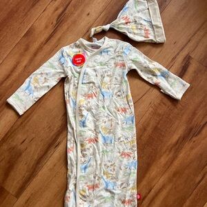 Magnetic Me Dinosaur Print Sleep Sack with Hat New with Tags!